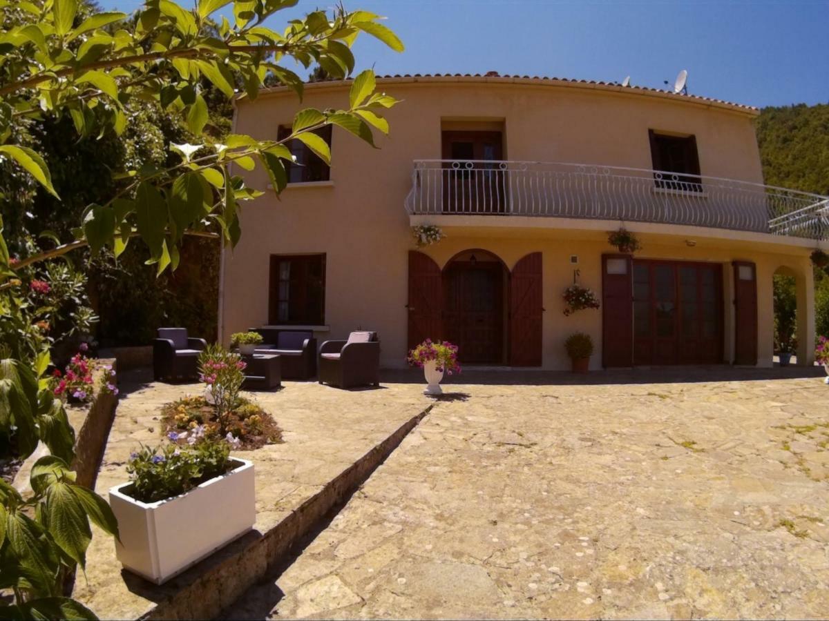 Villa Emmony Santo-Pietro-di-Venaco Екстериор снимка